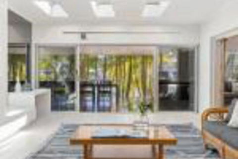 24 Cooran Court - Holiday Melbourne 0