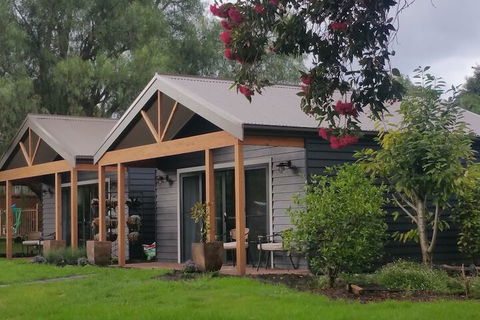 The Musicians Retreat B & B - Accommodation Directory 2