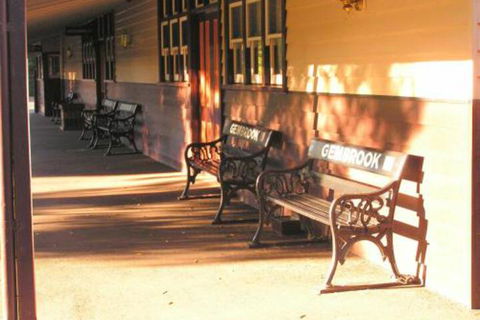 SIGNAL BOX Short Stay - Victoria Tourism 2