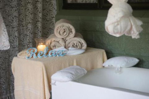 Chilverton Cottages & Restaurant - Accommodation Newcastle 2