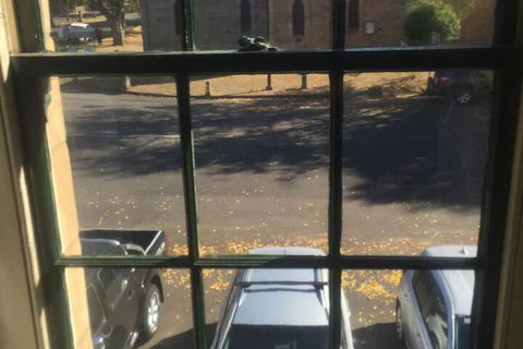 Ross Hotel - Accommodation Directory 4