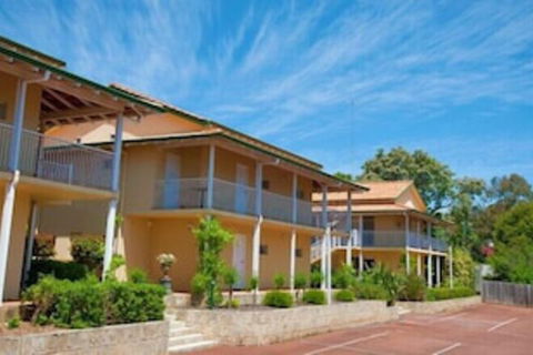 Higgins Lane Motel - Hervey Bay Accommodation 0