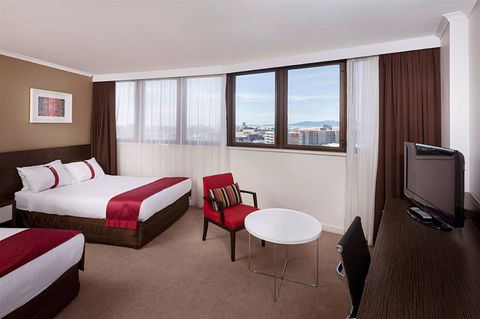 Hotel Grand Chancellor Townsville - Holiday Melbourne 4