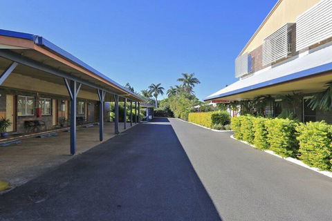 Smart Motel Bert Hinkler - Yamba Accommodation 3