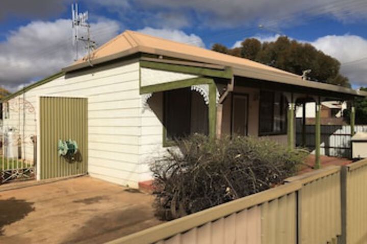Away Cottages Broken Hill - thumb 0
