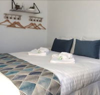 Newcastle Accommodation Tighes Hill - Holiday Melbourne