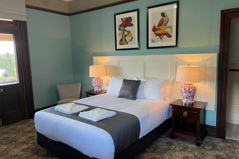 CBC Bed & Breakfast & Cafe - Sunshine Coast Guide 6
