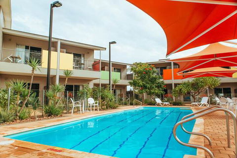 Onslow Beach Resort - Accommodation Directory 3