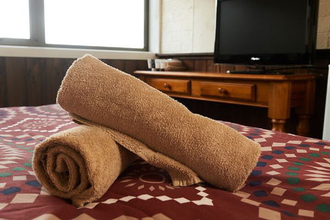Abom Hotel - Whitsundays Tourism 6