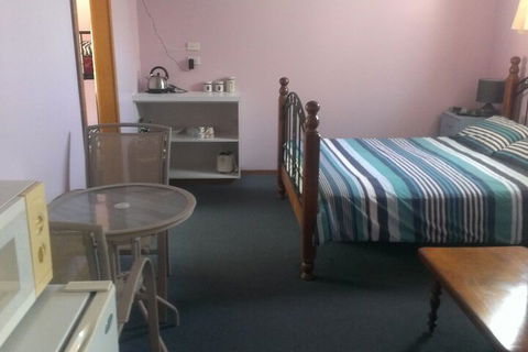 Bridport Seaside Lodge Backpackers - Tourism Brisbane 7