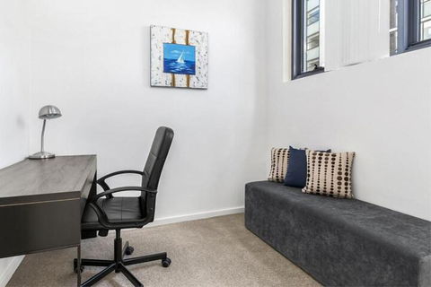 Astra Apartments Liverpool - Accommodation Newcastle 2
