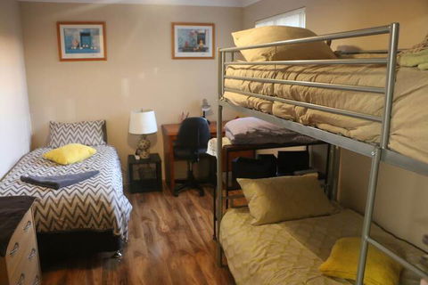Westside Studio Apartments - Whitsundays Tourism 7