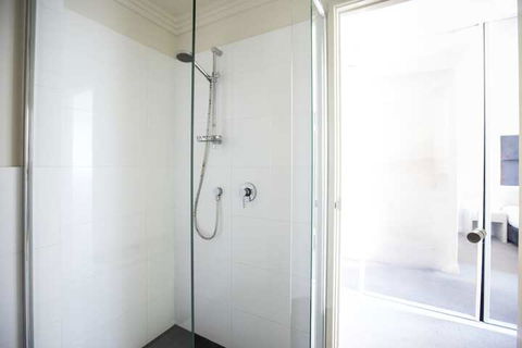 Zappeion Apartments - Wagga Wagga Accommodation 7