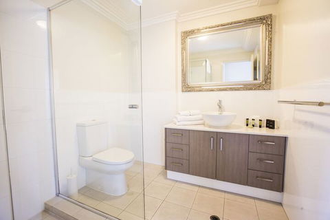 Zappeion Apartments - Wagga Wagga Accommodation 5