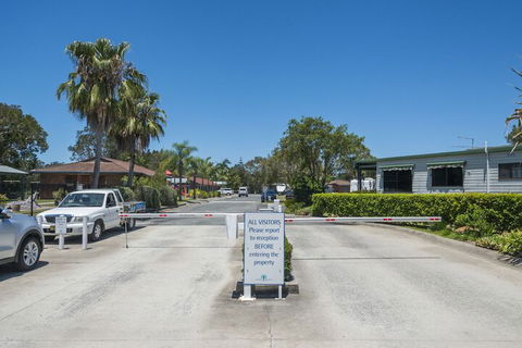 Yamba Waters Holiday Park - Tourism Listing 2