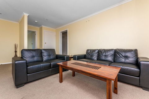 Family Home At Kingston Beach - Broome Tourism 7