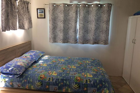 Riviera Caravan Park - Stayed 5