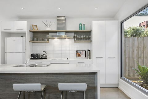 Living The Beach Dream - Rejuvenate Stays - Holiday Melbourne 6