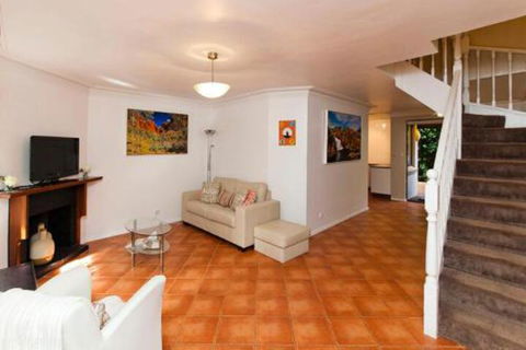 Park Terrace 1 - Wagga Wagga Accommodation 2