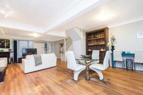 Park Terrace 2 - Accommodation Asia 4