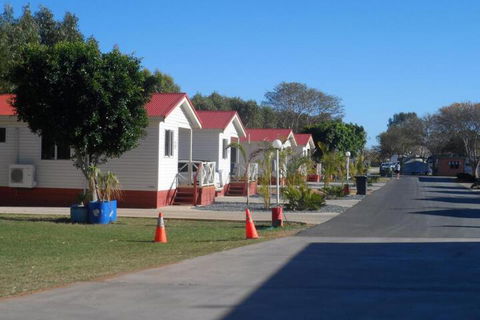 Outback Oasis Caravan Park - Accommodation Directory 2