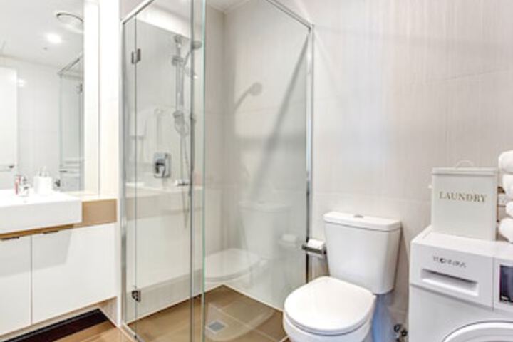 MJ Shortstay Southbank Grande Apartments - thumb 2