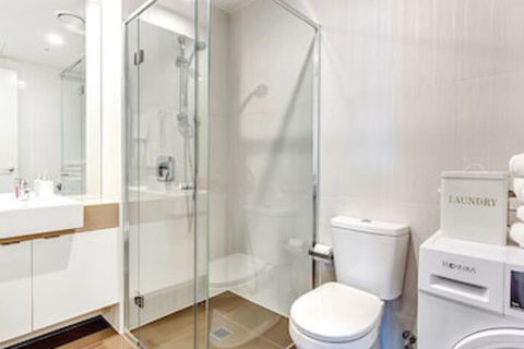 MJ Shortstay Southbank Grande Apartments - Holiday Melbourne 2