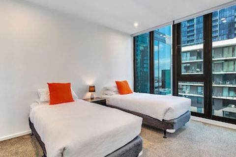 MJ Shortstay Southbank Grande Apartments - Holiday Melbourne 3