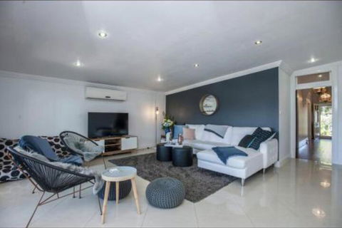 63 The Residence - Accommodation Australia 0