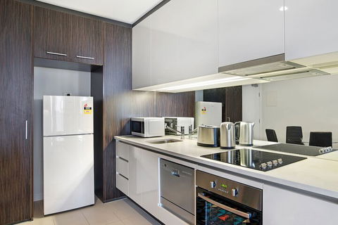 IFSuites (IFSTAYS) Upper West Side Apartment - VIC Tourism 5