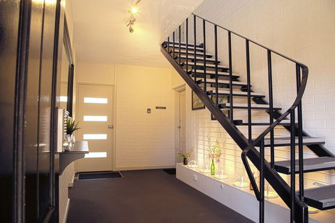 Angaston Mews Apartments - Holiday Melbourne 2