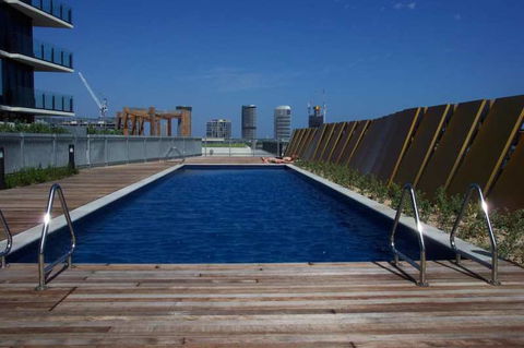 AKOM AT Docklands - YWait Travel 3