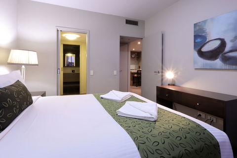 AKOM AT Docklands - YWait Travel 5