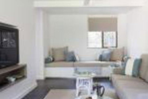 Bayshore Bungalows - Tourism Townsville 0