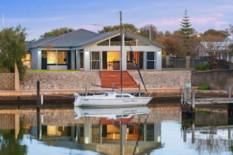 Geographe House - Northern Rivers Accommodation 0