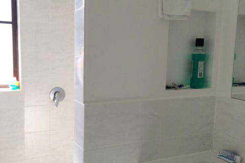 Maple Tree Cottage - Accommodation Newcastle 3