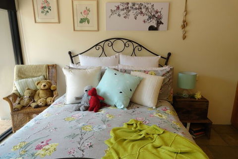 Down To Earth Farm Retreat - Accommodation Ballina 5