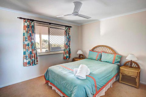 Verandahs - YWait Travel 4