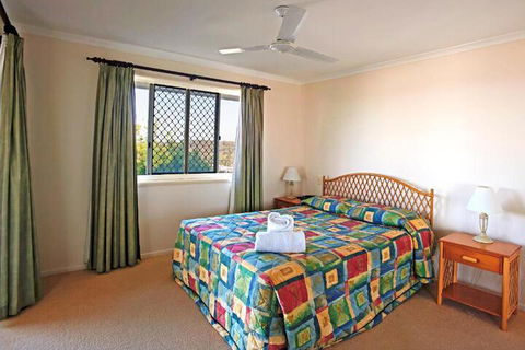 Verandahs - YWait Travel 7