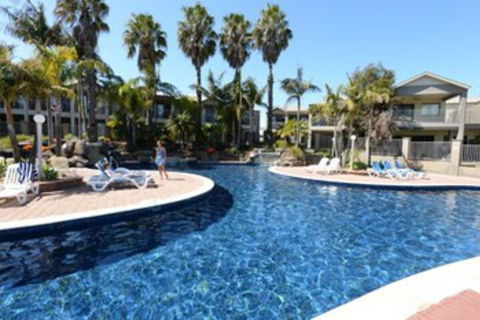Yarrawonga Waterfront Apartments - Accommodation Tasmania 0