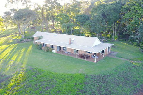 Maleny Orchard - Yamba Accommodation 1