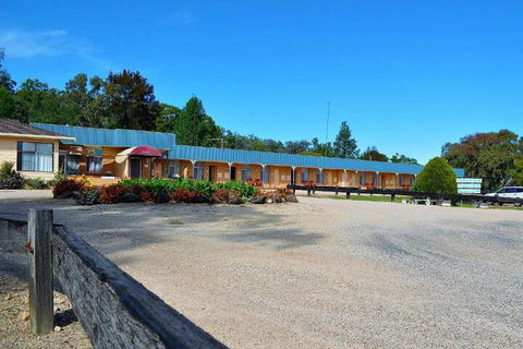Sunflower Motel - Accommodation Sunshine Coast 3