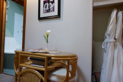 Aldgate Lodge Bed & Breakfast - WA Accommodation 2