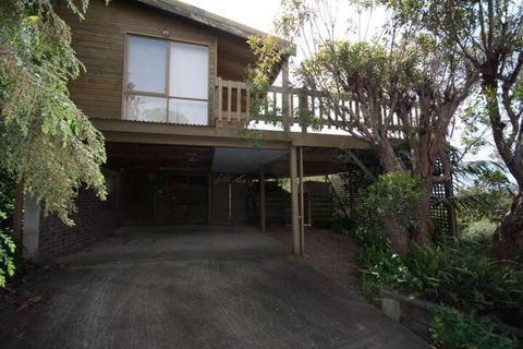 Bronte - Hobart Tourism 0