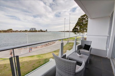 Bridgepoint 106 - WA Accommodation 0