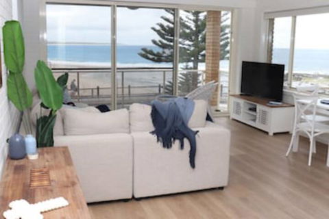 Waterviews On Marine Parade 3 / 32 - Accommodation Newcastle 0