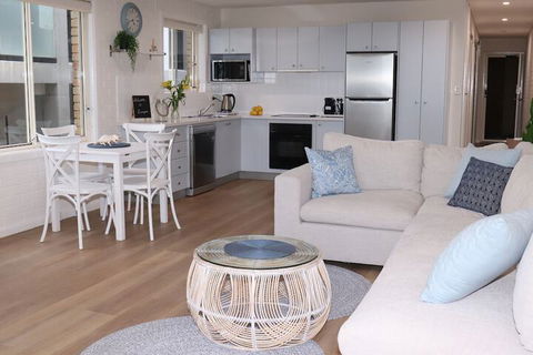 Waterviews On Marine Parade 3 / 32 - Accommodation Newcastle 6