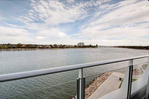 Bridgepoint 502 - WA Accommodation 2