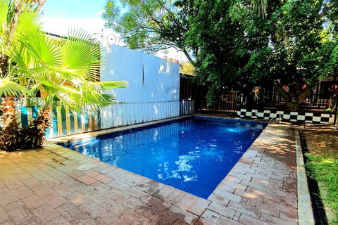 Jump Inn Alice Budget Accommodation - Accommodation Yamba 2
