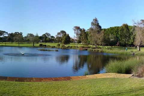 The Blue Door Villa - Accommodation Perth 2